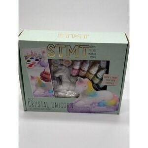 STMT DIY Crystal Unicorn Grow and Paint‎ Your Own Crystals Craft Kit  NEW